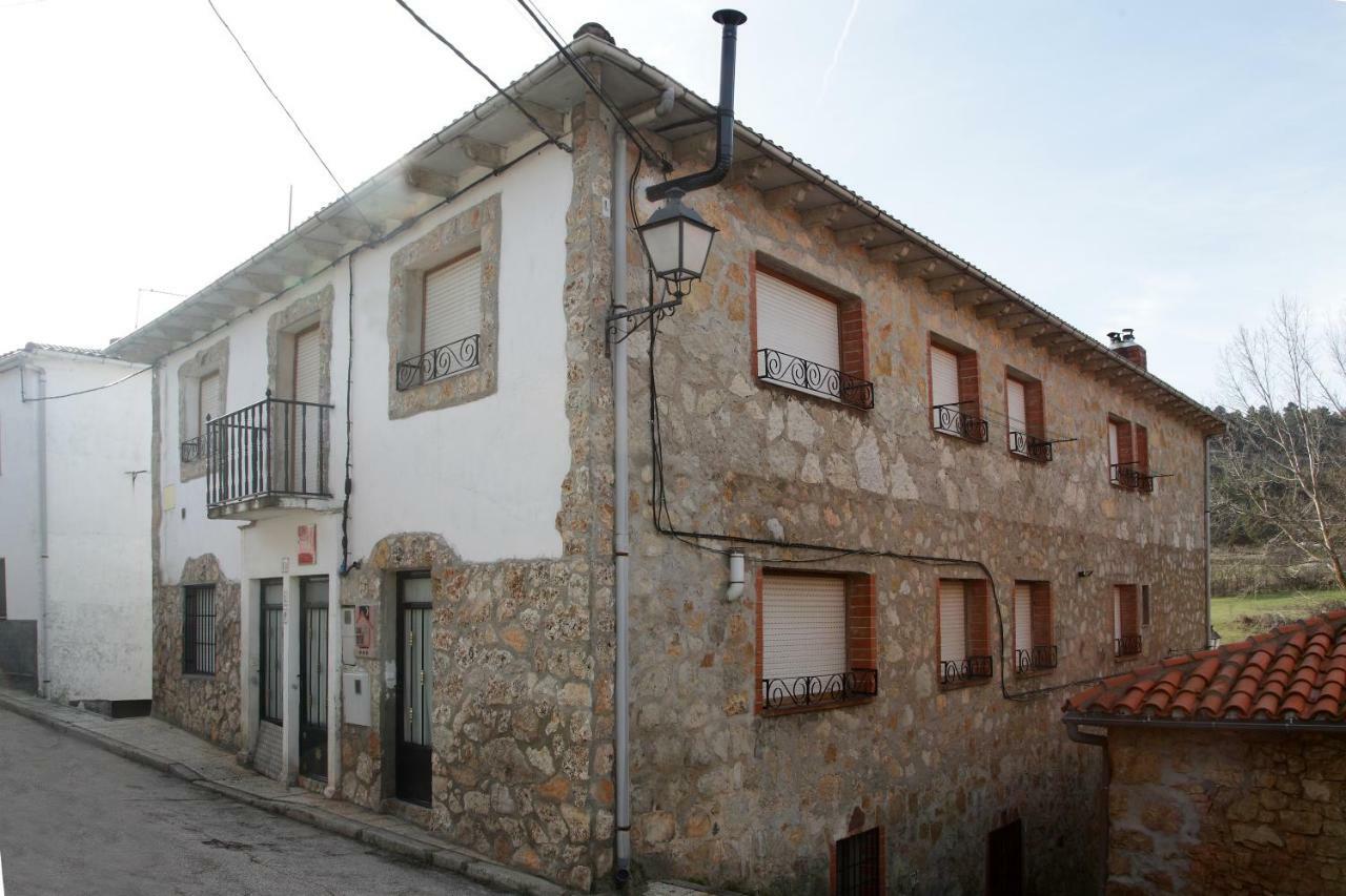 Vadillo Casa Rural El Fronton מראה חיצוני תמונה